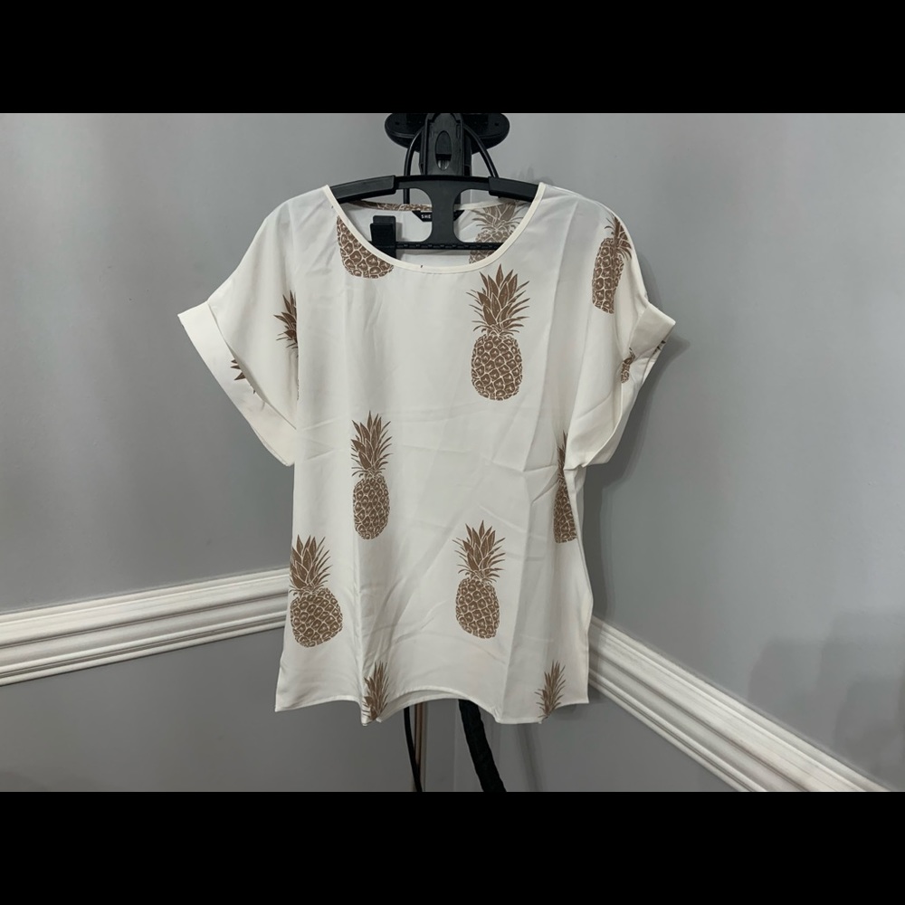 NWT Pineapple Print Blouse (X12) - Picture 2 of 10